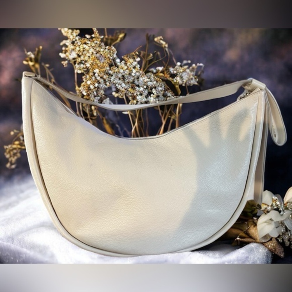 Kate Spade Large Smile Shoulder Bag - Milk Glass
